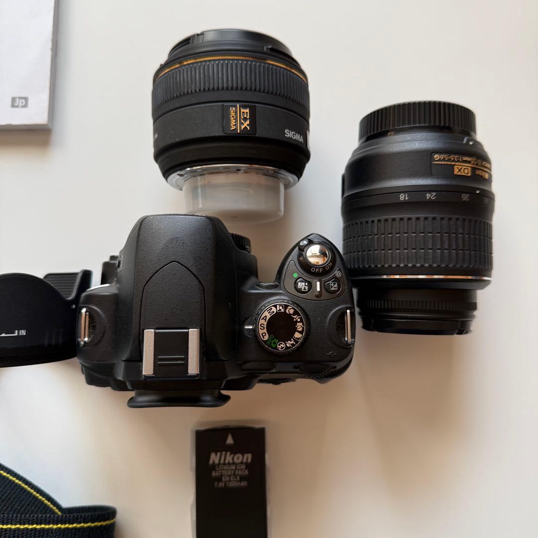 Nikon D60 デジタル一眼レフカメラ キット シグマ 単焦点レンズ付き