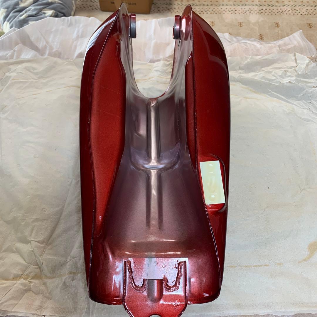 ヤマハSR400SP タンク、サイドカバー、ナンバープレートケース