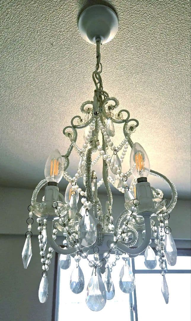 素敵　LEDシャンデリア クリスタルホワイト　4球電球付き