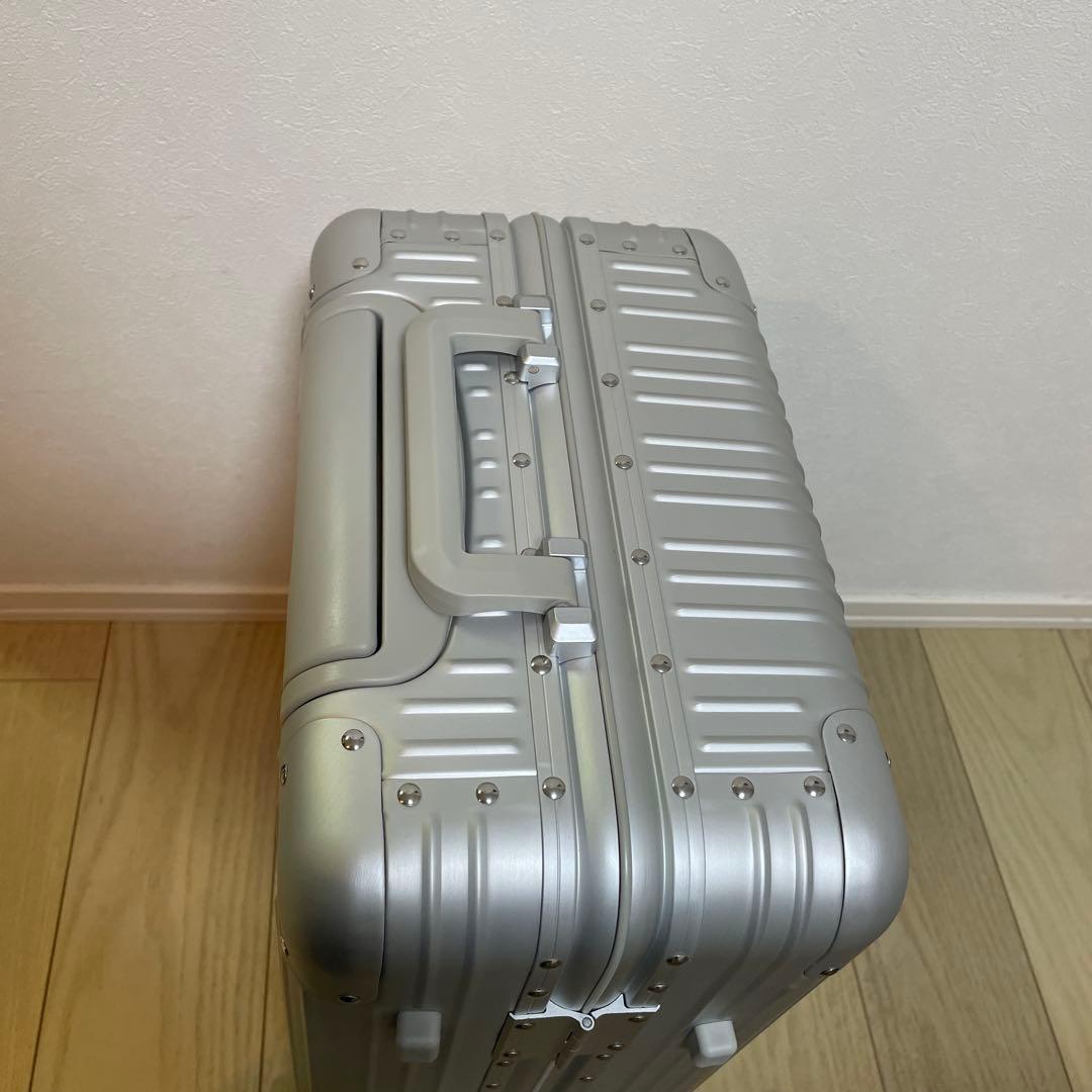 MasaMasaプロフ必読 メルセデス・ベンツ アルミスーツケース