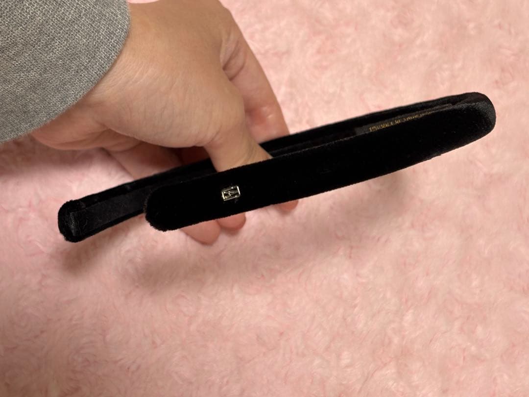 ALEXANDRE DE PARIS ベロアカチューシャブラックヘアバンド