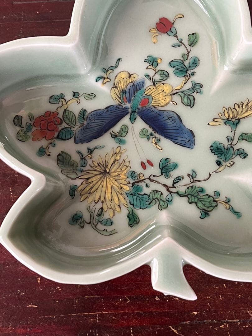 希少　注文品　清朝期　新渡　楓形鉢　五彩　蝶　虫　菊　中国古玩　変形向付菓子鉢