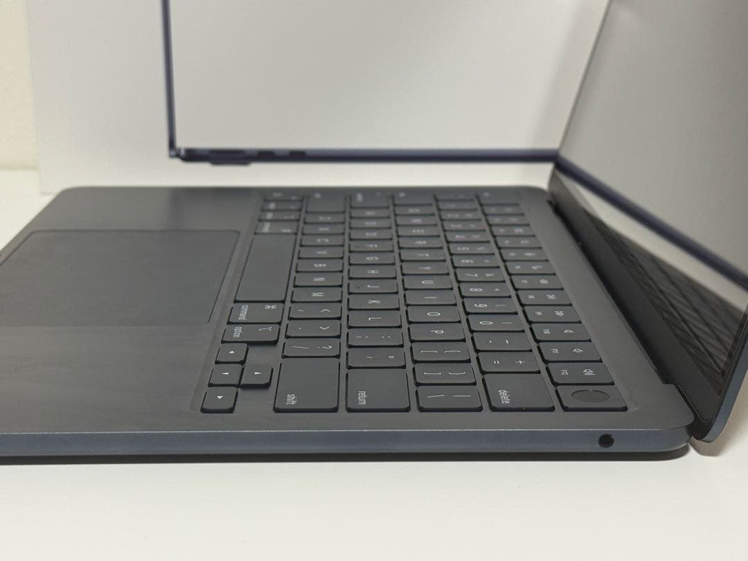 【値下げ中】MacBook Air M2, 8GB, 256GB, US配列