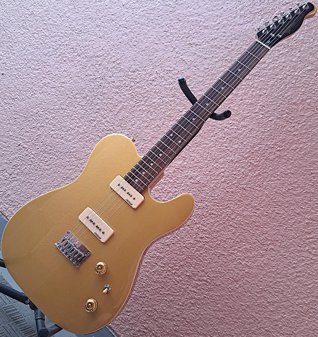 ■MonoGram TELECASTER GOLD TOP テレキャス P 90