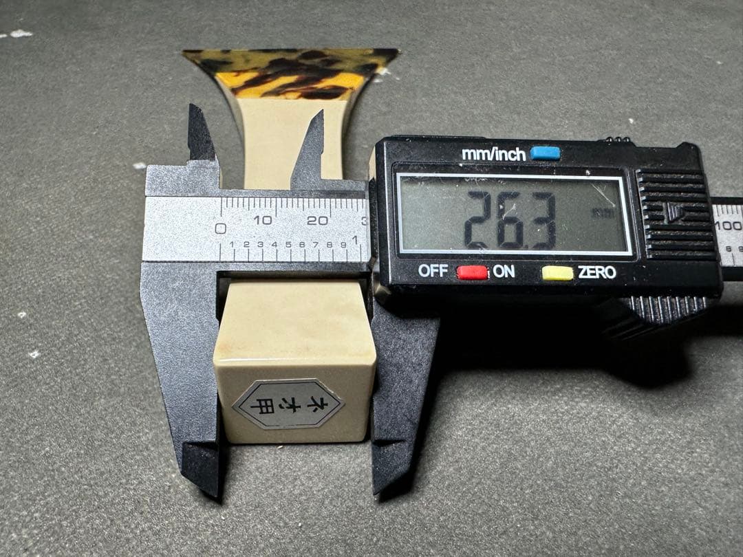 三味線　鼈甲撥　バチ　和楽器 民謡　アンティーク　細密細工