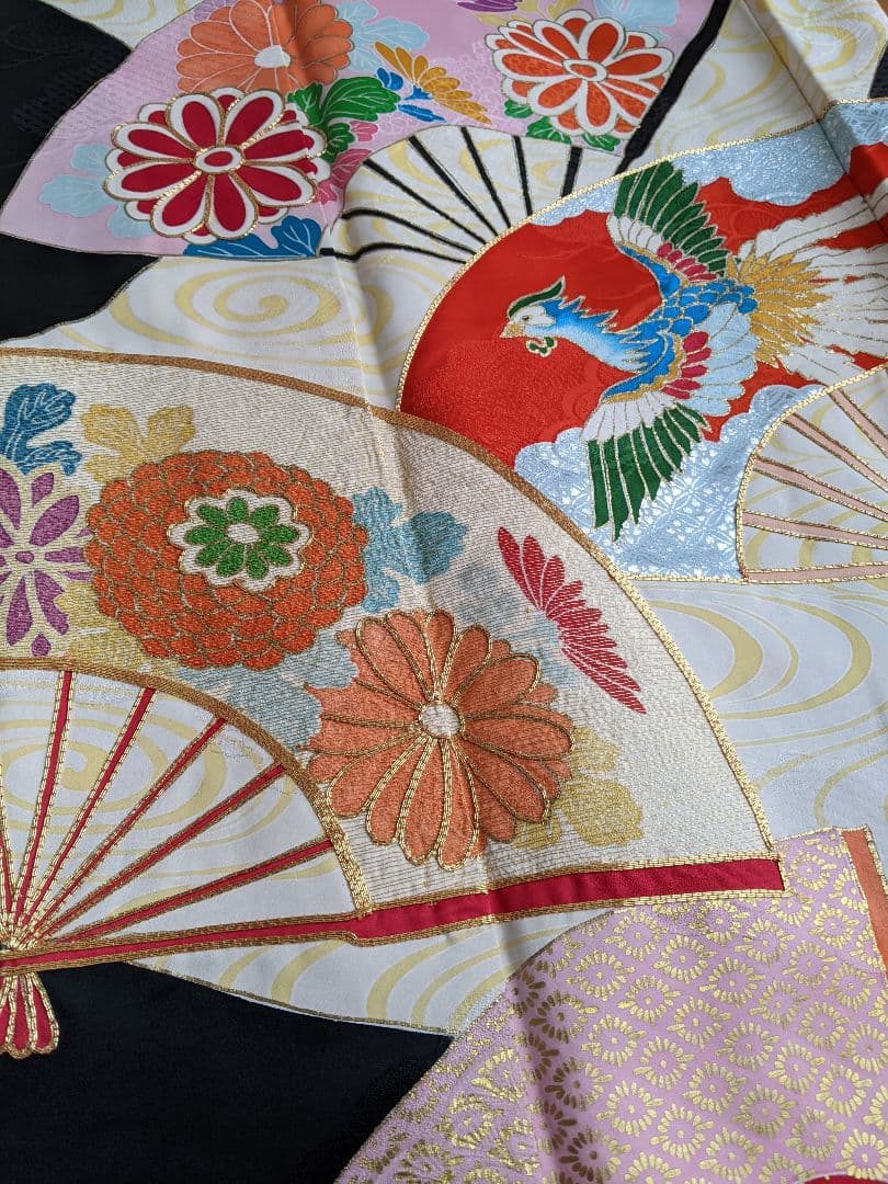 ■✨豪華お振り袖【黒地 扇面 花柄 金駒刺繍 銀彩 正絹】 成人式・結婚式