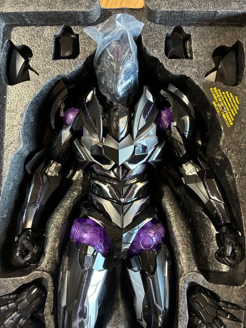 HOT TOYS ブラックパンサー フィギュア　アーティストコレクション