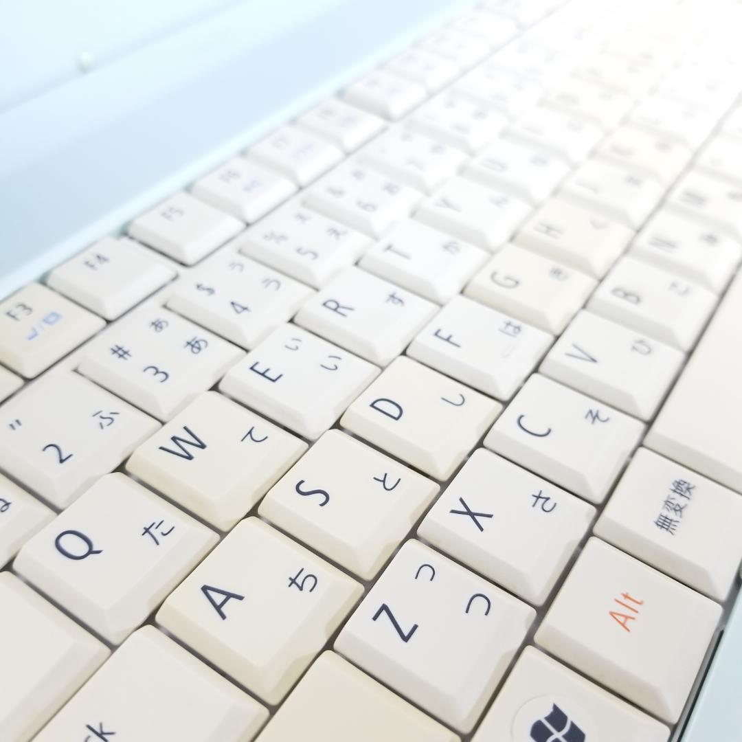 新品SSD Win11 i3搭載 レアカラー ノートPC NEC(E2148)