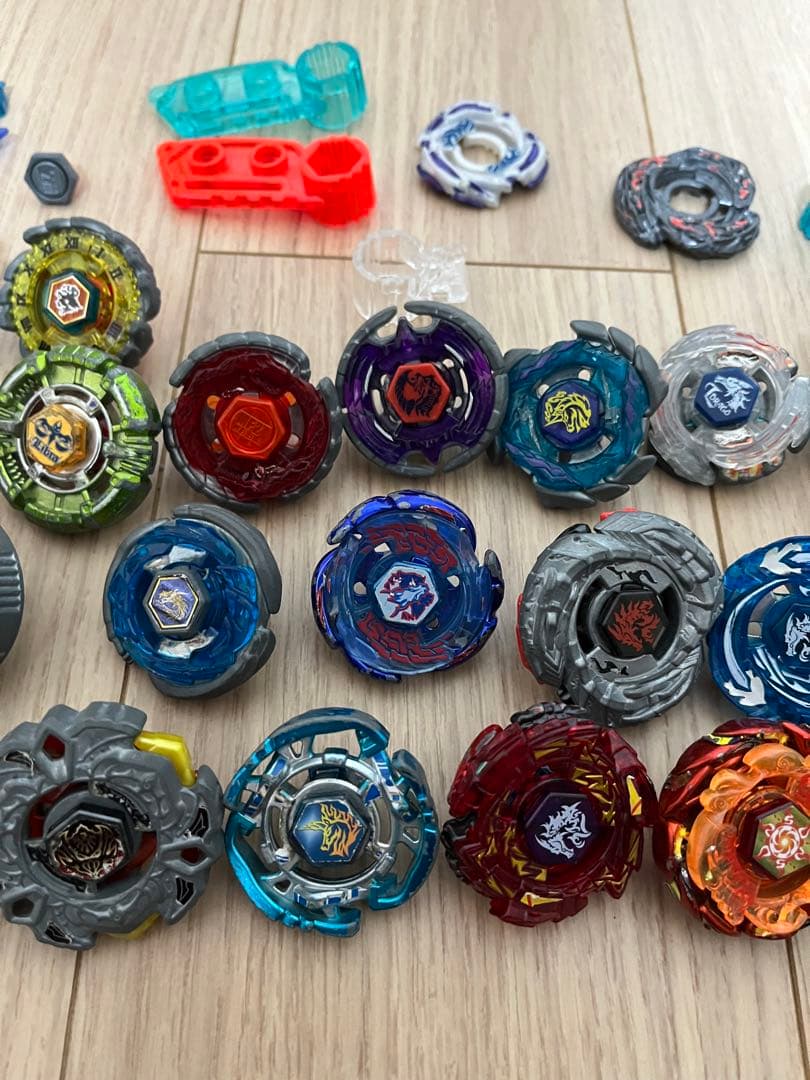 メタルファイトベイブレード 30個まとめ売り