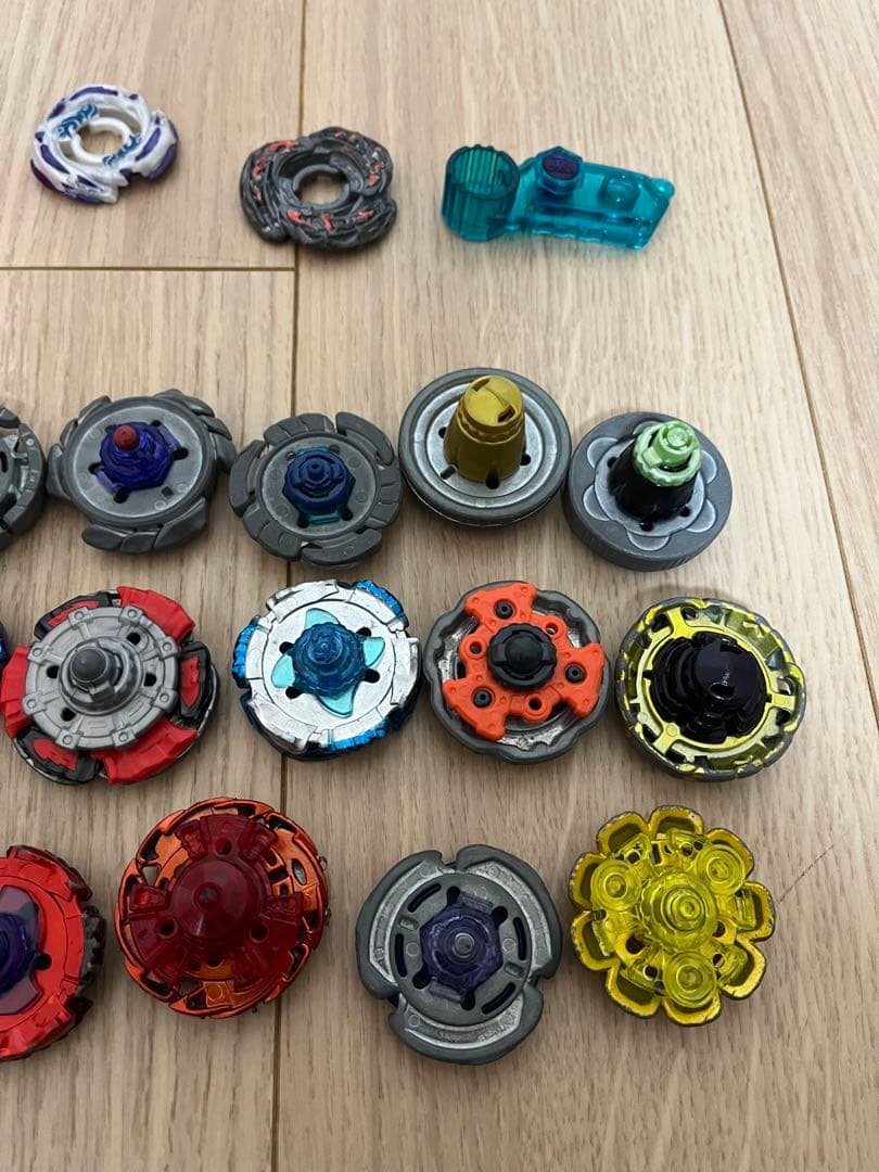 メタルファイトベイブレード 30個まとめ売り