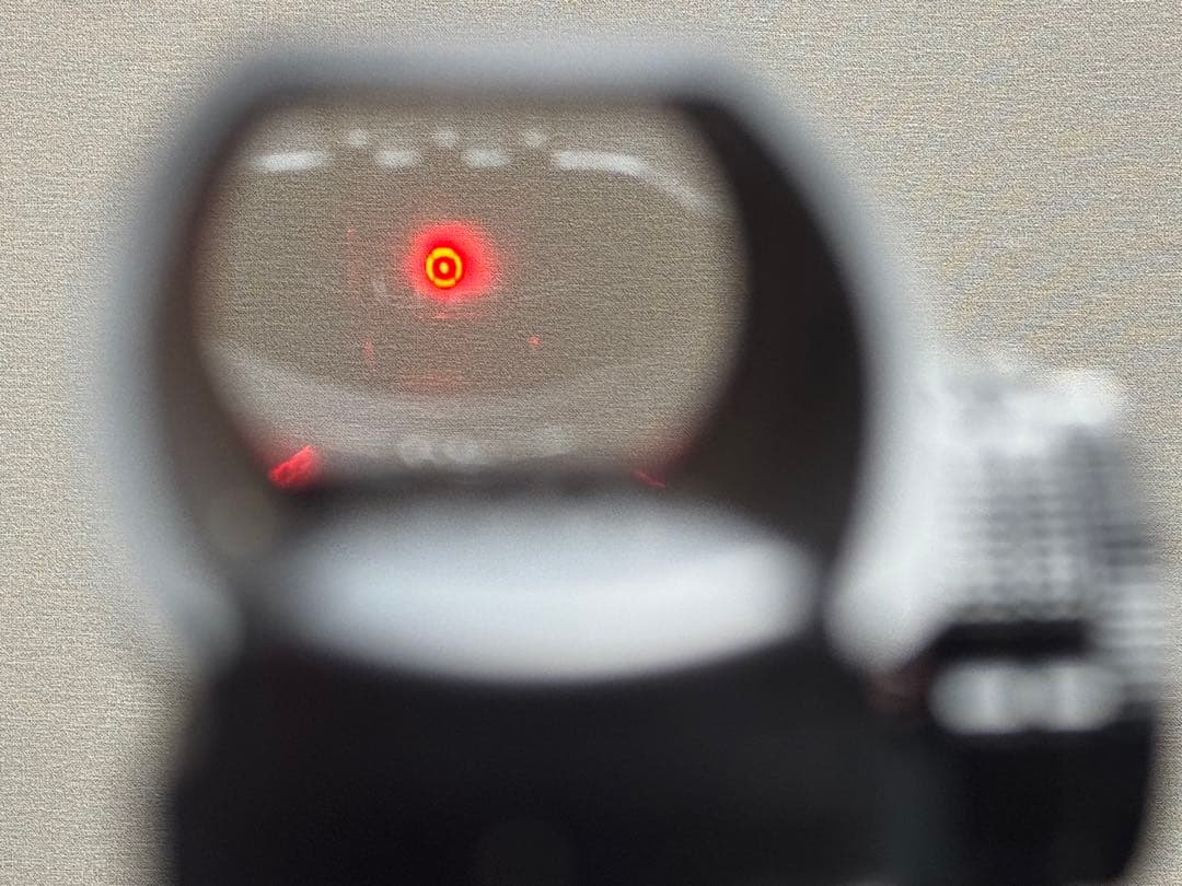 【18禁】東京マルイ　MP7A1 ガスガン　アタッシュケース付き