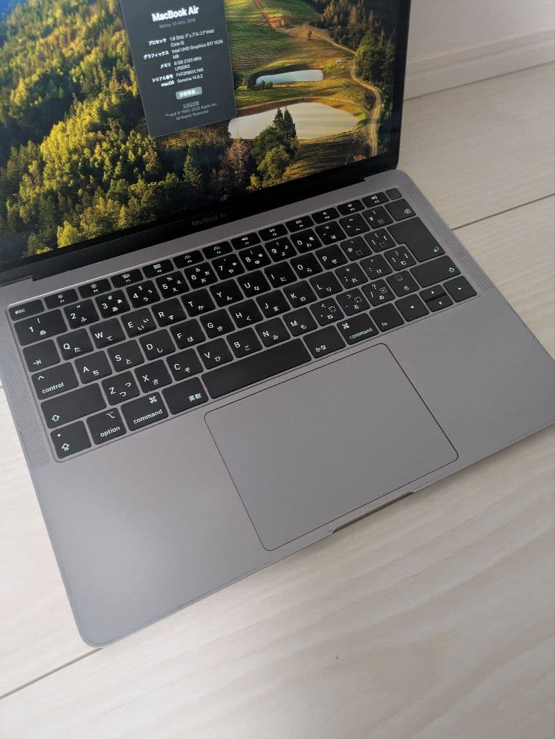 MacBook Air Retina 13-inch 2019 本体
