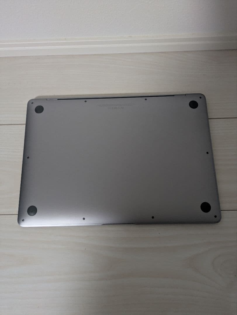 MacBook Air Retina 13-inch 2019 本体