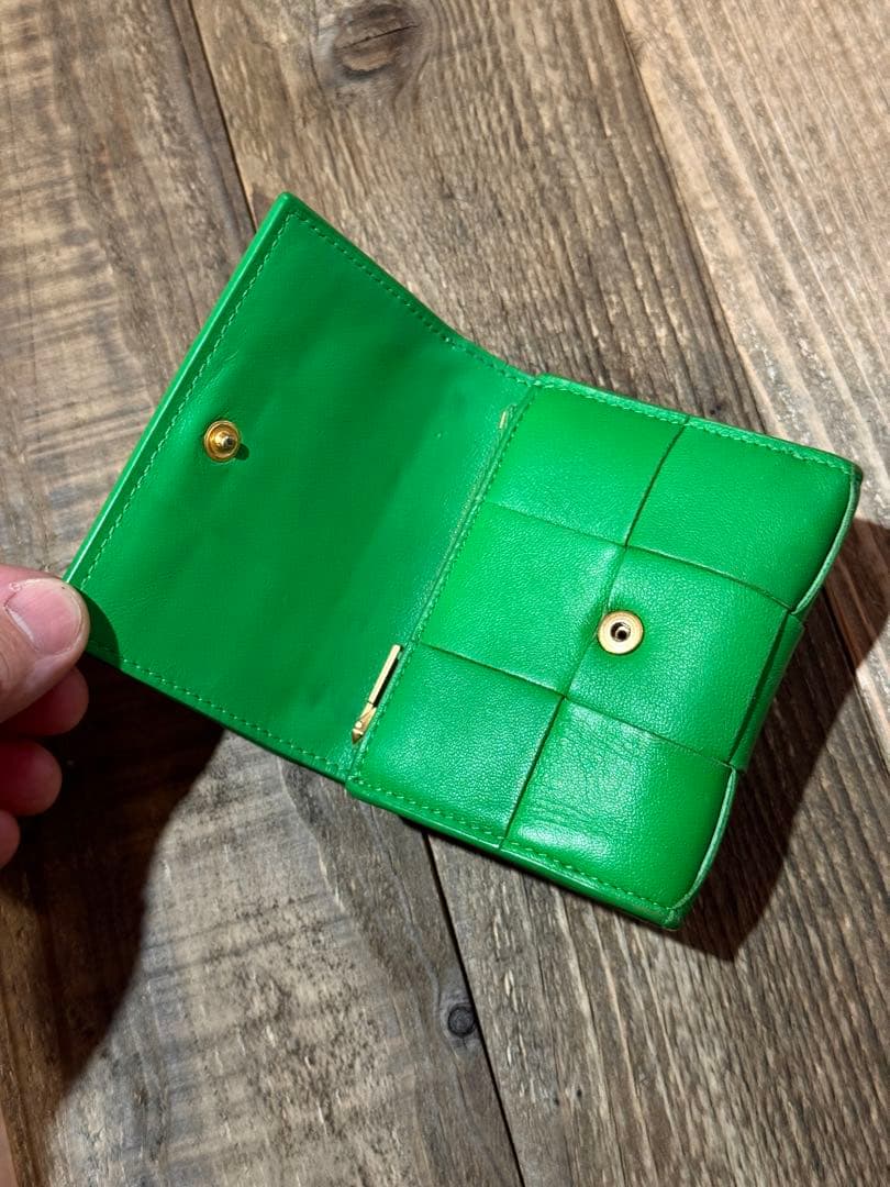 Bottega Veneta 三つ折り財布 グリーン カセット ボッテガ