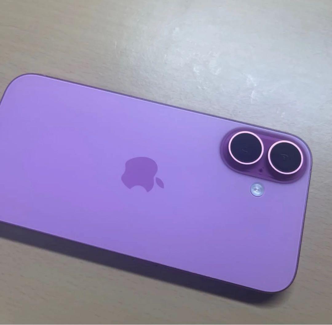 iPhone16 128GB SIMフリー　バッテリー最大容量100% 割れなし