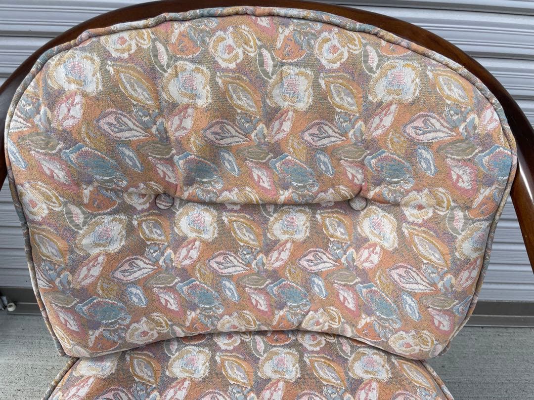 カリモク　ダイニング　アームチェア　キャスターつき　②