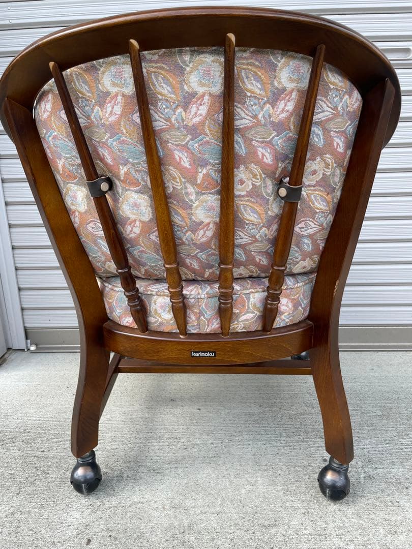 カリモク　ダイニング　アームチェア　キャスターつき　②