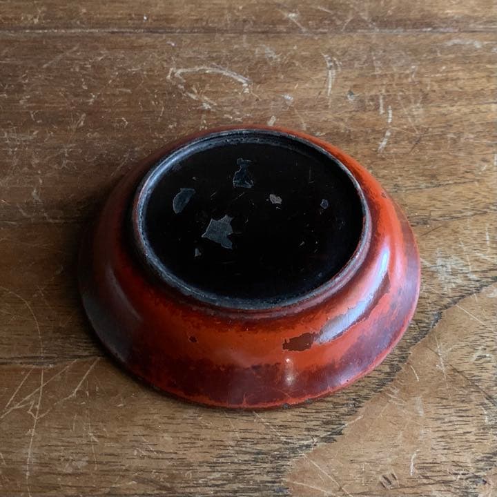 枯れた 朱塗 平盃 酒器 盃 小皿 平杯 古道具 アンティーク 古美術