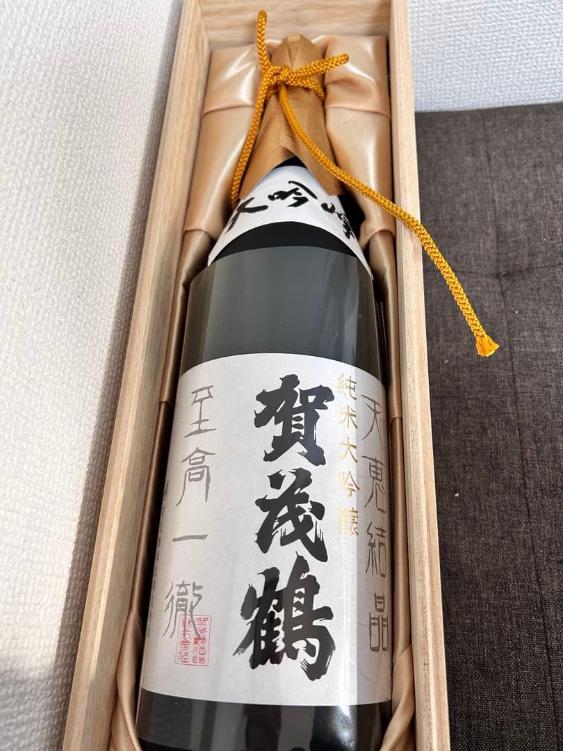 賀茂鶴 純米大吟醸 1800ml 木箱入り
