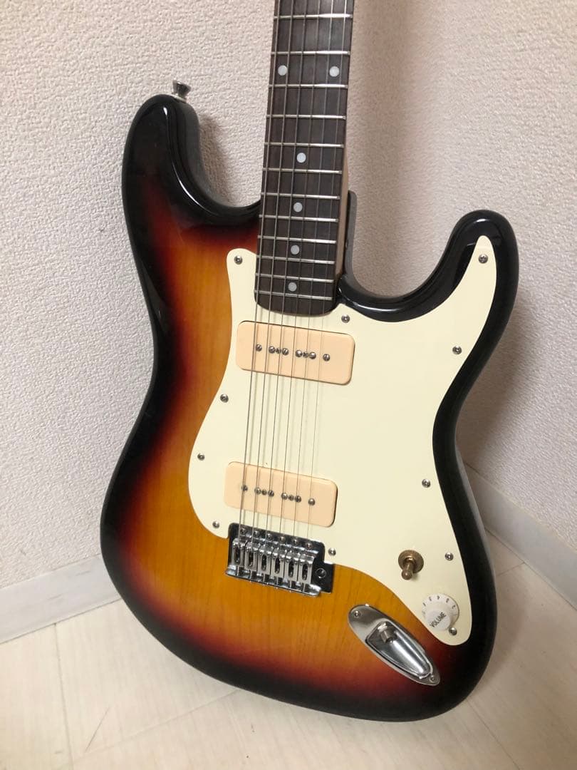 P-90タイプPU搭載 ストラトタイプギター￼ メーカー不明