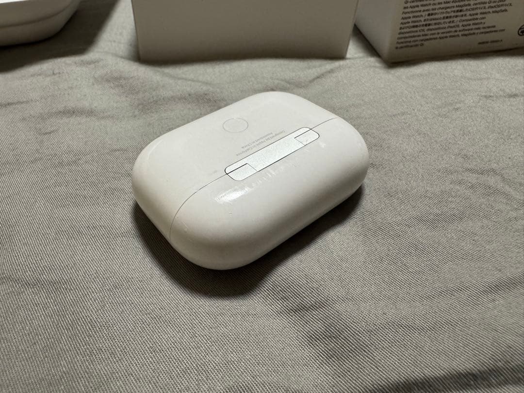 AirPods Pro2 ライトニング 本体 箱・充電ケース付き 付属品完備