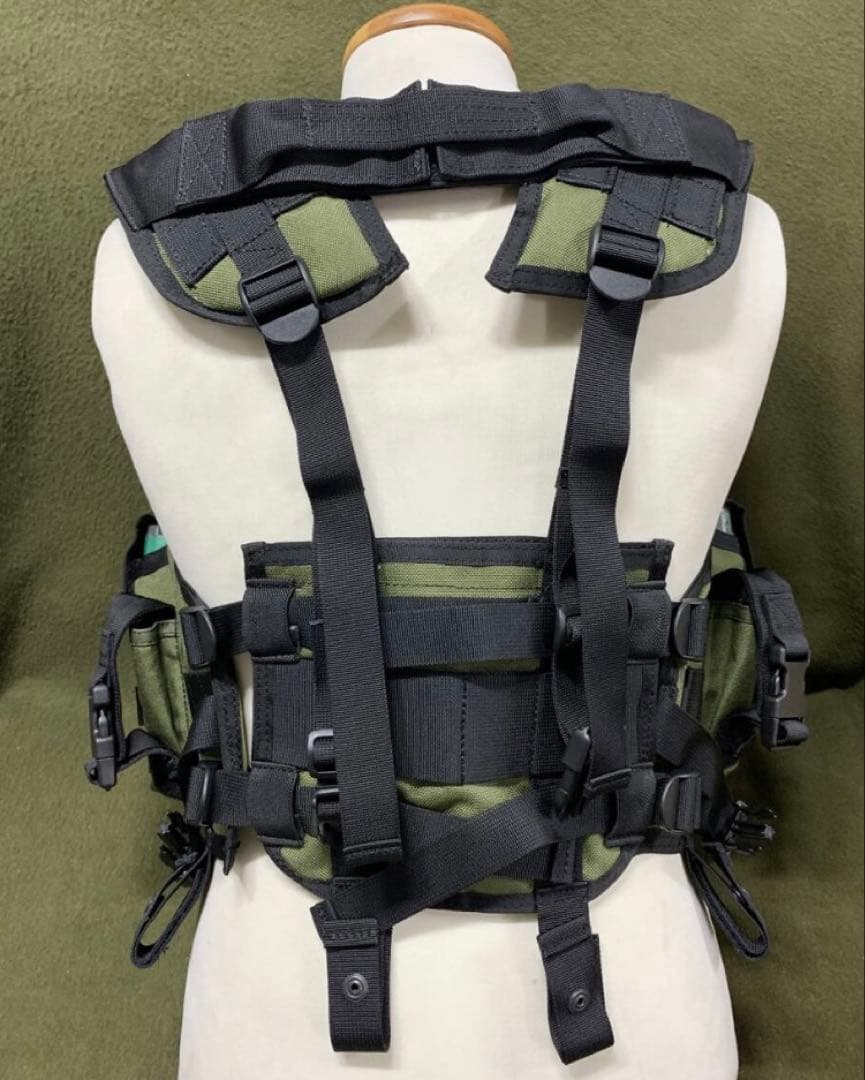 レプリカ SOE タクティカル ベスト