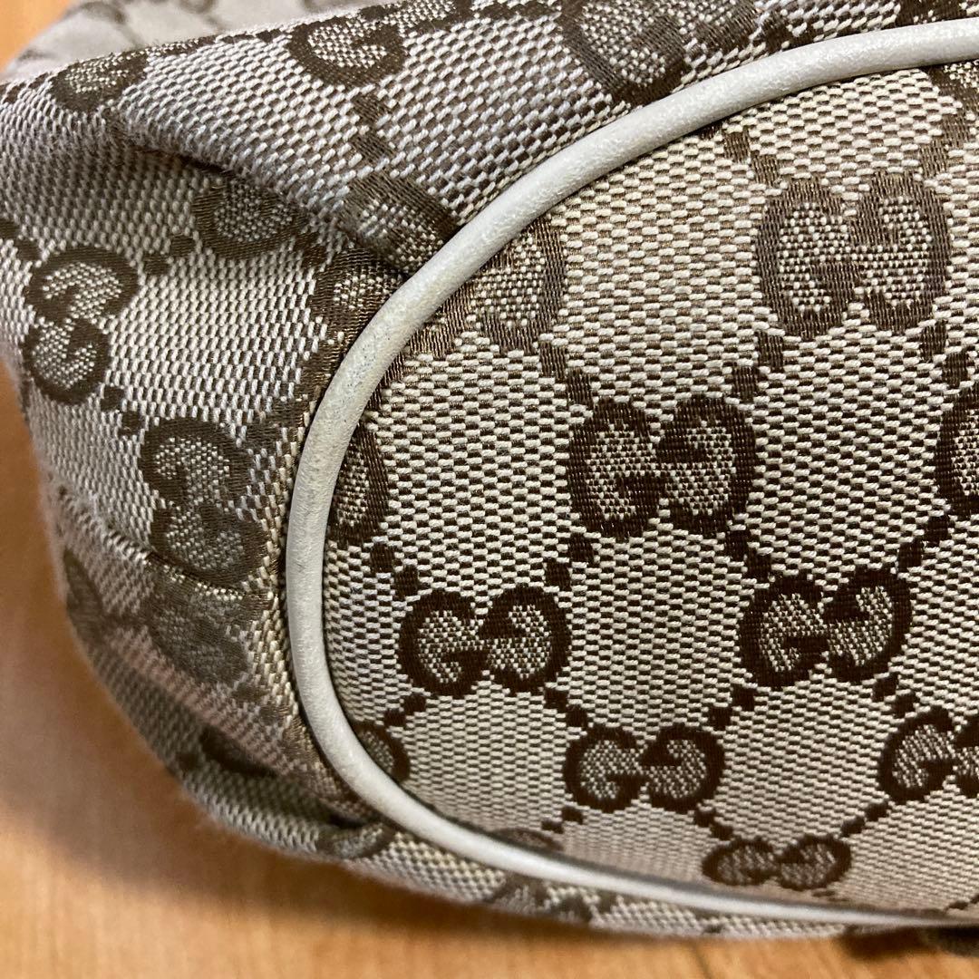 GUCCI GGパターン ショルダーバッグ ホワイト