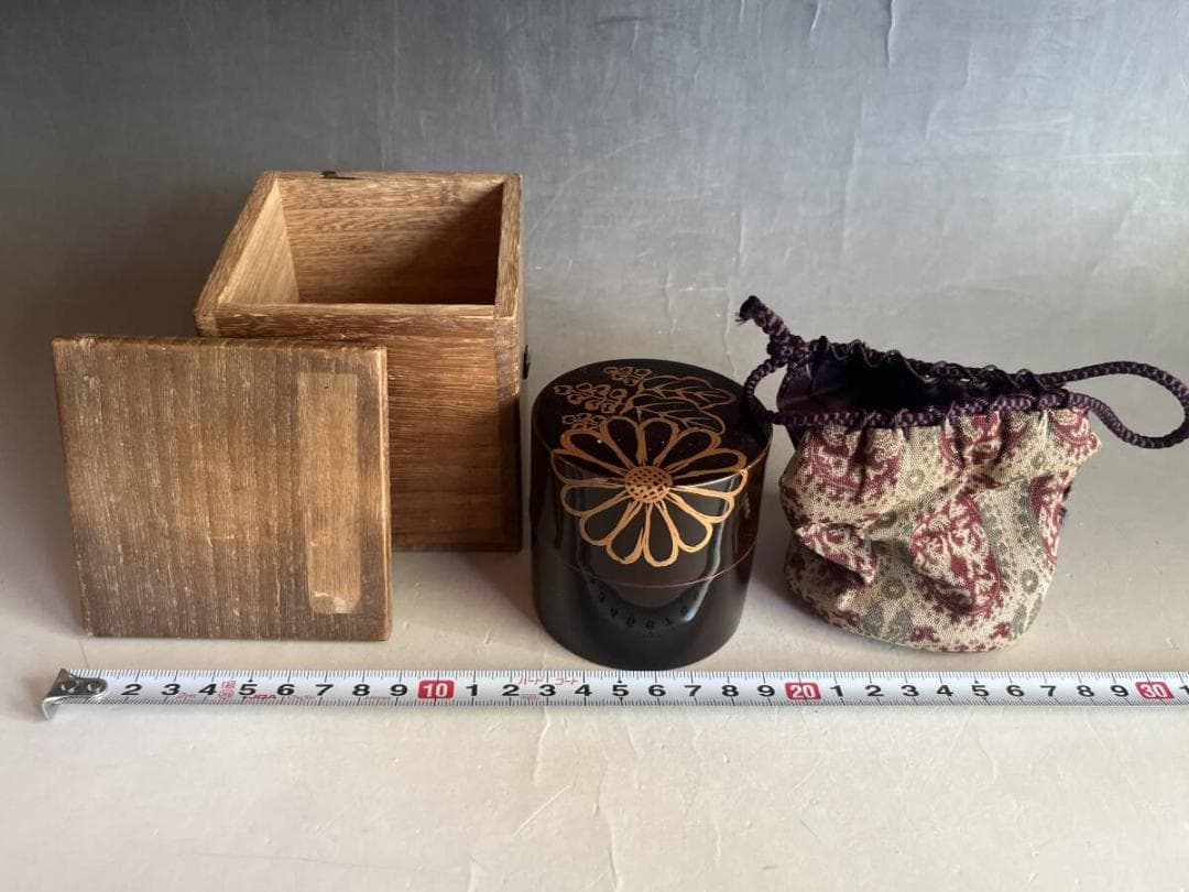 棗■なつめ 漆器茶入れ 桐・菊紋 丸棗 お茶道具 古美術 時代物 骨董品■