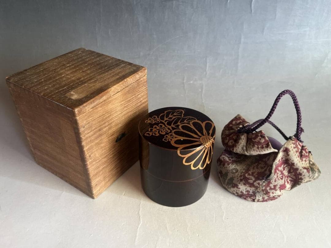棗■なつめ 漆器茶入れ 桐・菊紋 丸棗 お茶道具 古美術 時代物 骨董品■