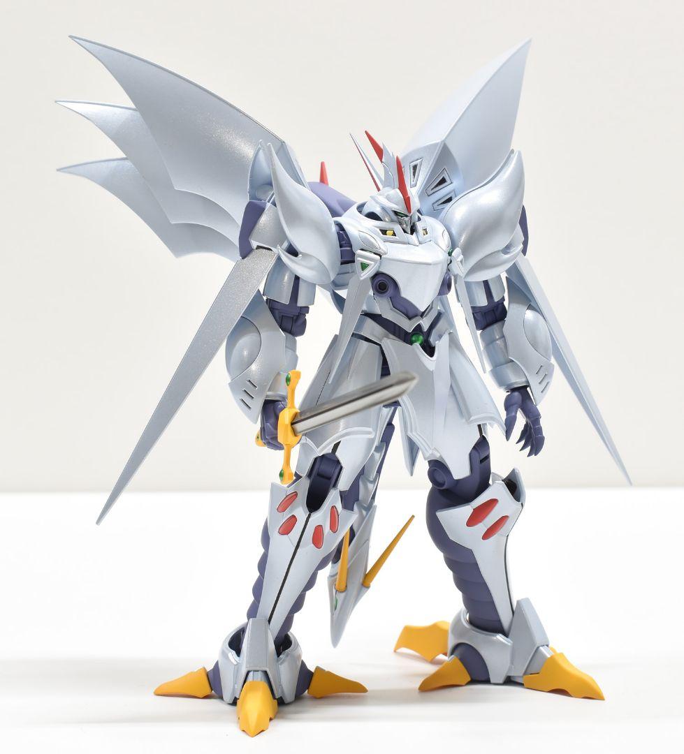 HGサイバスター 完成品 塗装済み バンダイ プラモデル