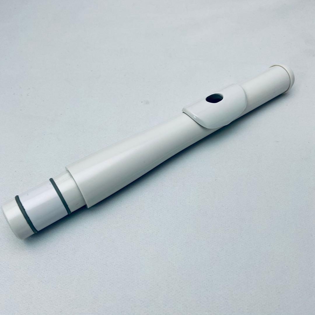 NUVO Student Flute ホワイト/スチール 付属品完備