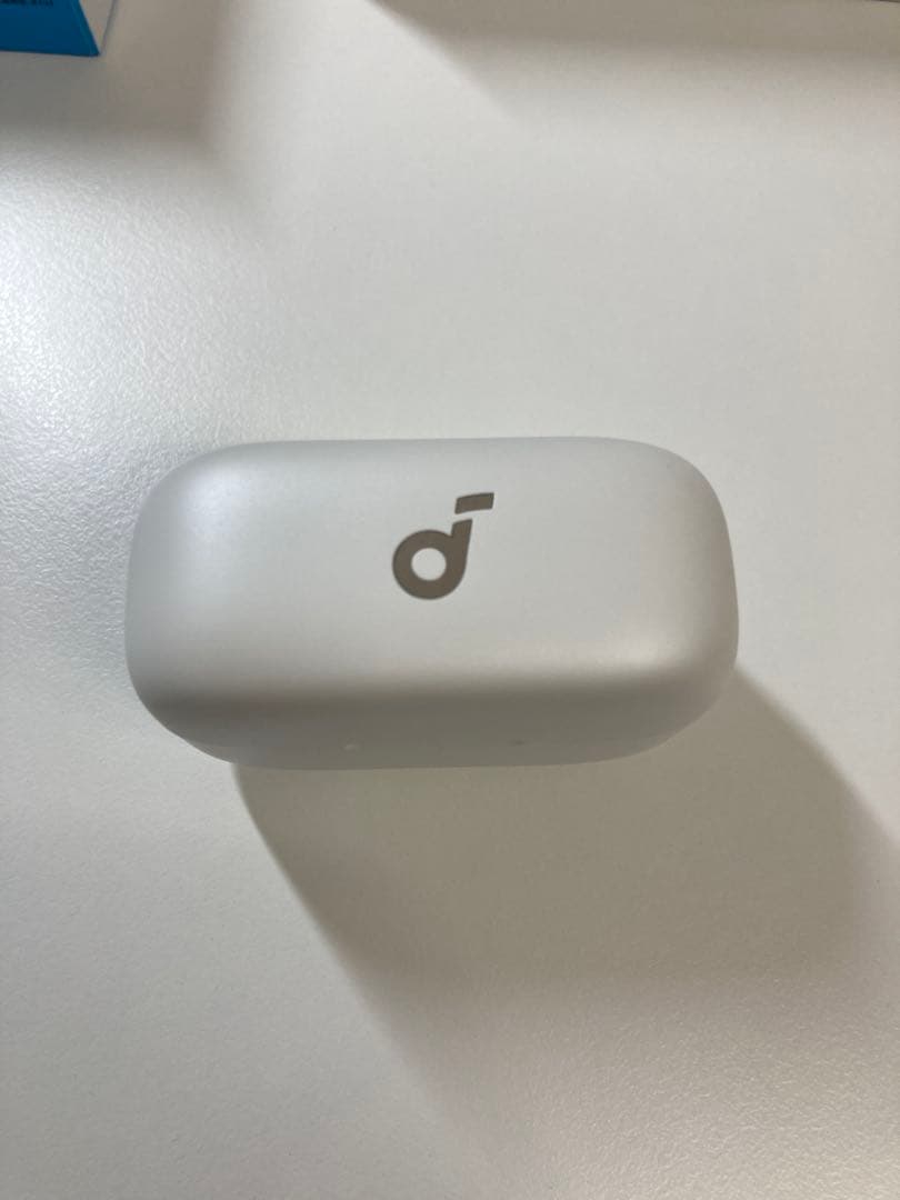 ほぼ未使用　soundcore AeroClip ワイヤレスイヤホン