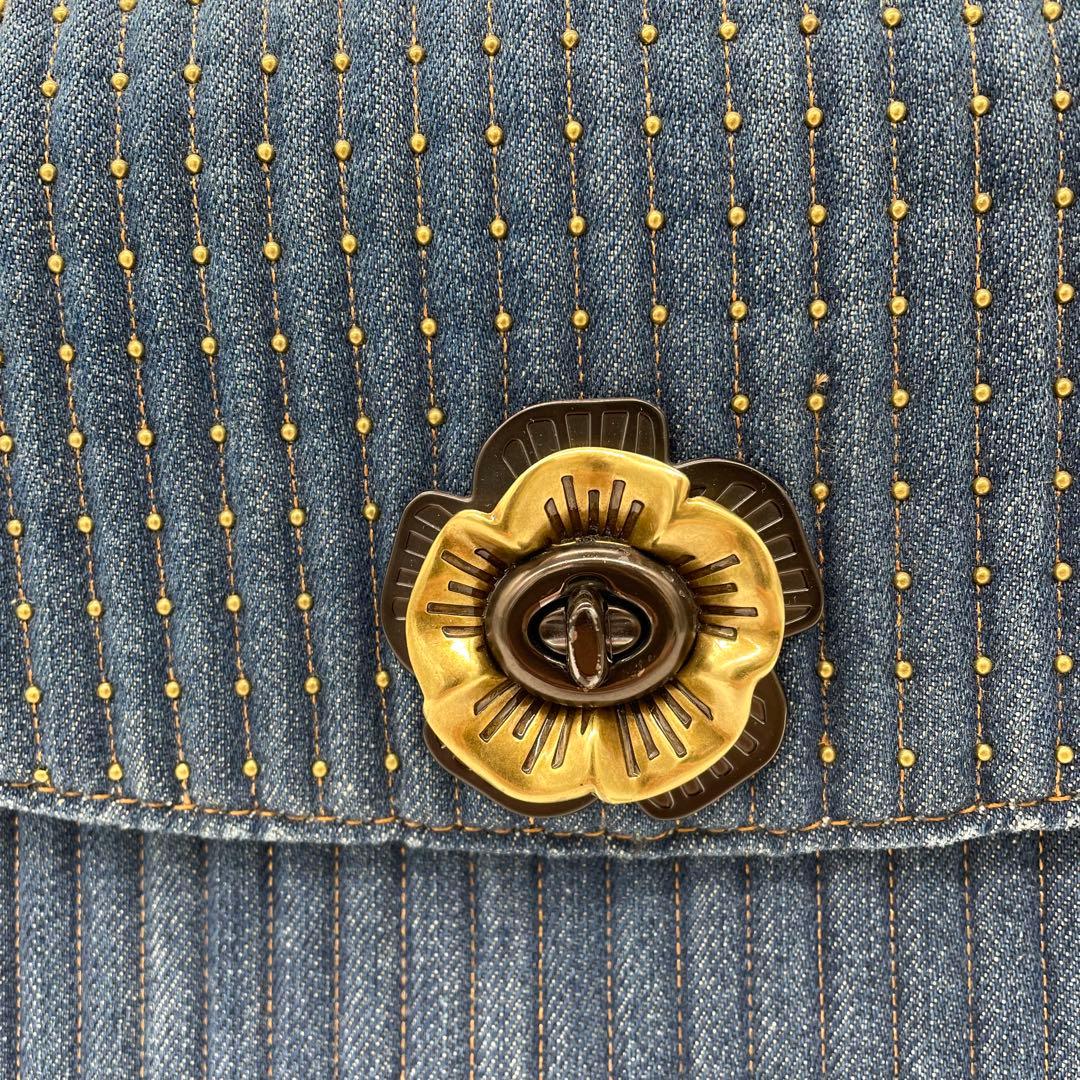 【極美品】コーチ　ショルダーバッグ　ティーローズ　ターンロック　デニム　青