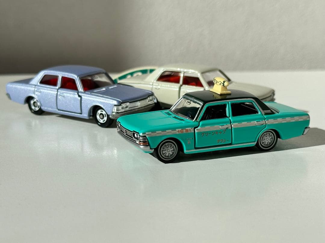 50クラウン　トミカ3台セット