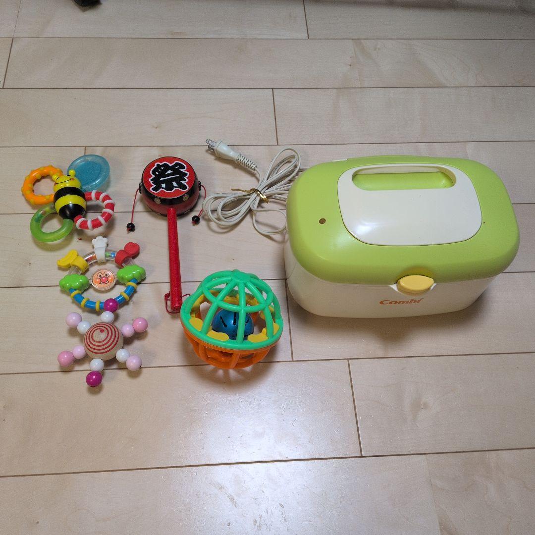 COMBIチャイルドシート新生児〜