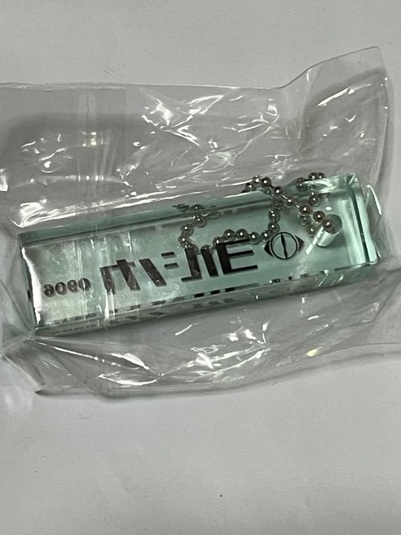 ヨルシカ　ガチャガチャ　ルームキーホルダー　神戸　0906