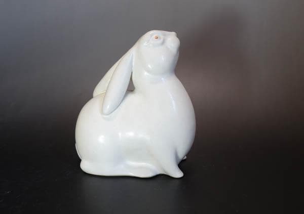 京焼　清水焼　河合誓徳 フィギュリン　兎　置物 共箱　日本芸術院賞受賞 2150