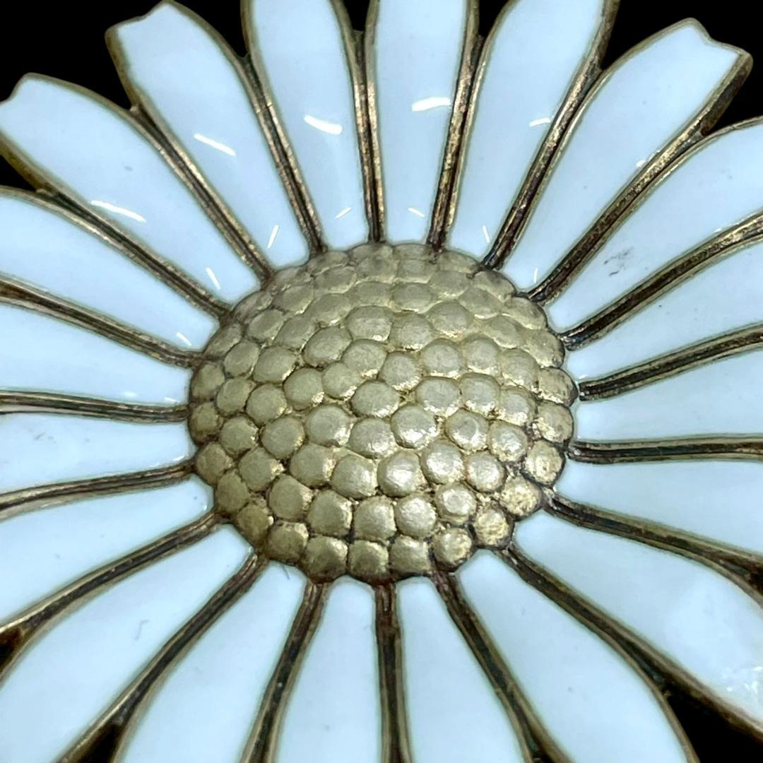 ジョージジェンセン　デイジー　ブローチ　フラワー　ホワイト