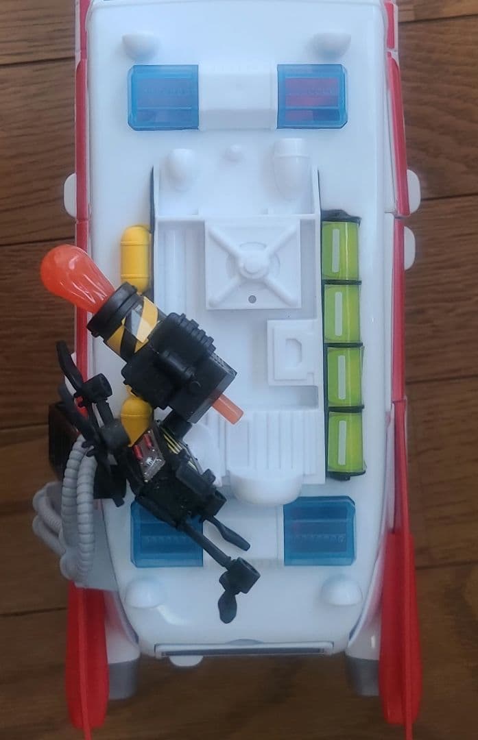 ゴーストバスターズ　ECTO-1　フローズンサマー