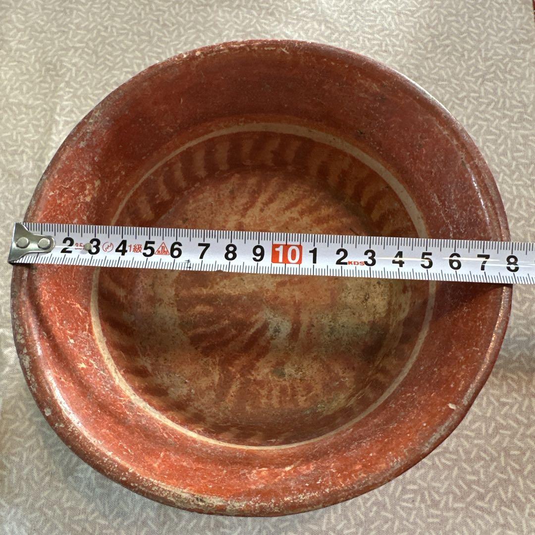 人面彩文平鉢　発掘品