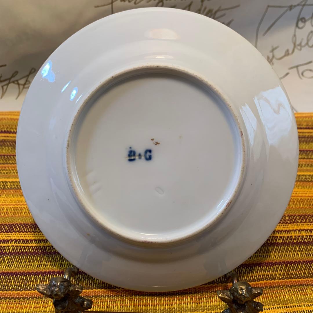 ビングオーグレンダール　(B)1870年アンティークの細かく描かれたお花が素敵！