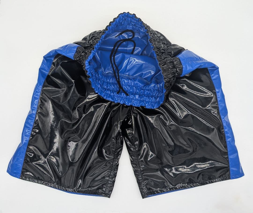 【エナメル生地のボクシングトランクス】黒×青１枚、黒×水色 １枚