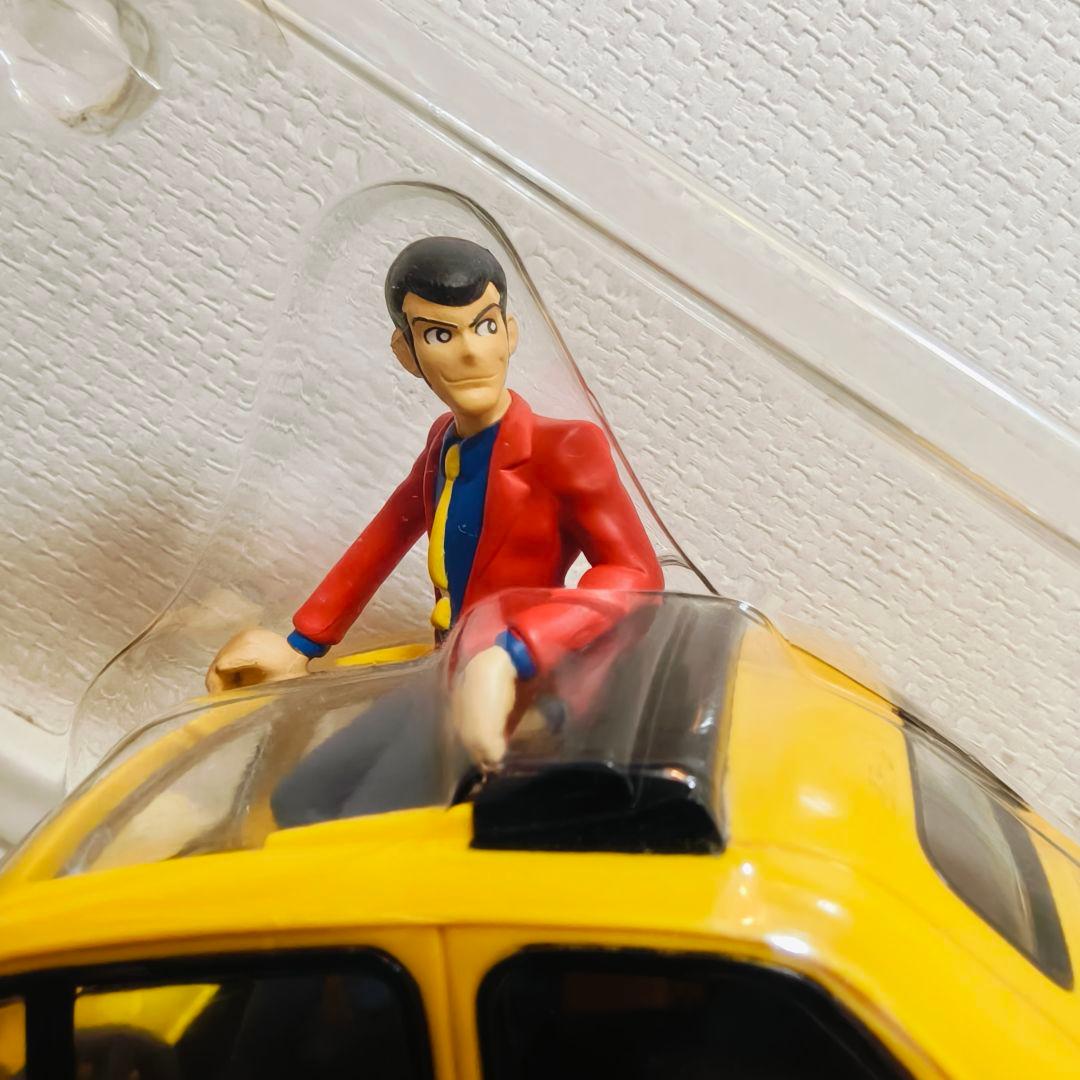 ルパン三世＆フィアット500☆峰不二子黒ライダースーツ＆赤バイクVer