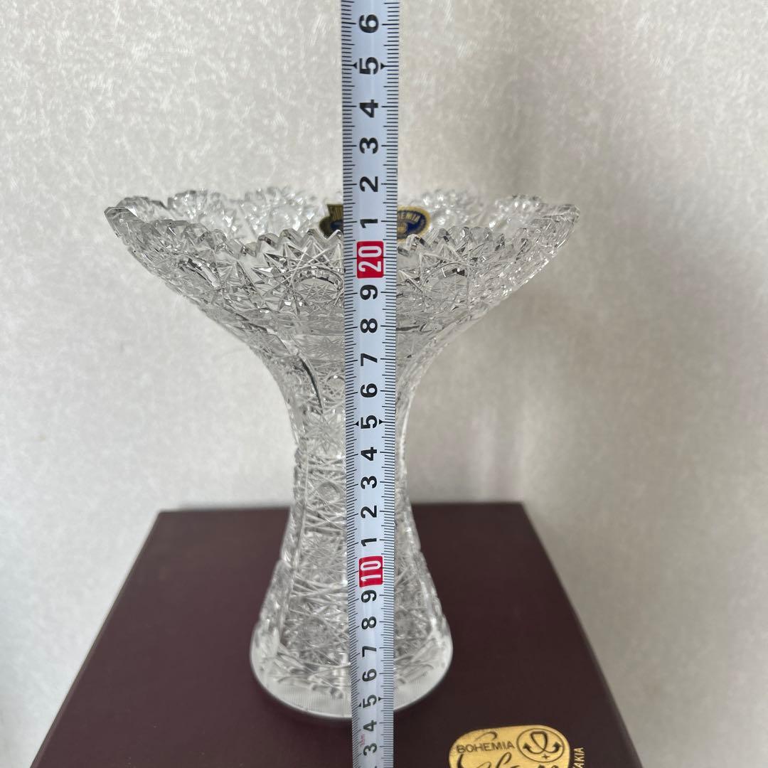 ボヘミアガラス スキェニア・マラス クリスタルガラス花瓶