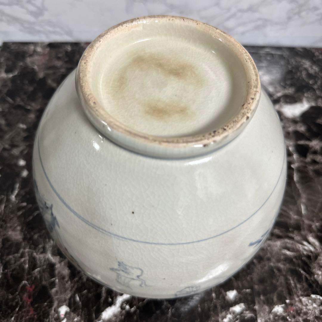 時代、伊万里、三耳壺。　　無傷。