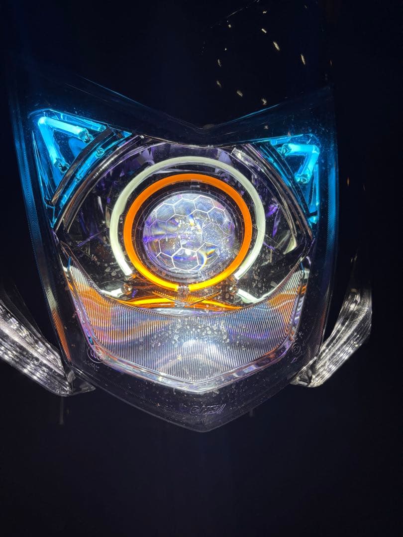 シグナス3型 デビルアイ ヘッドライト社外品