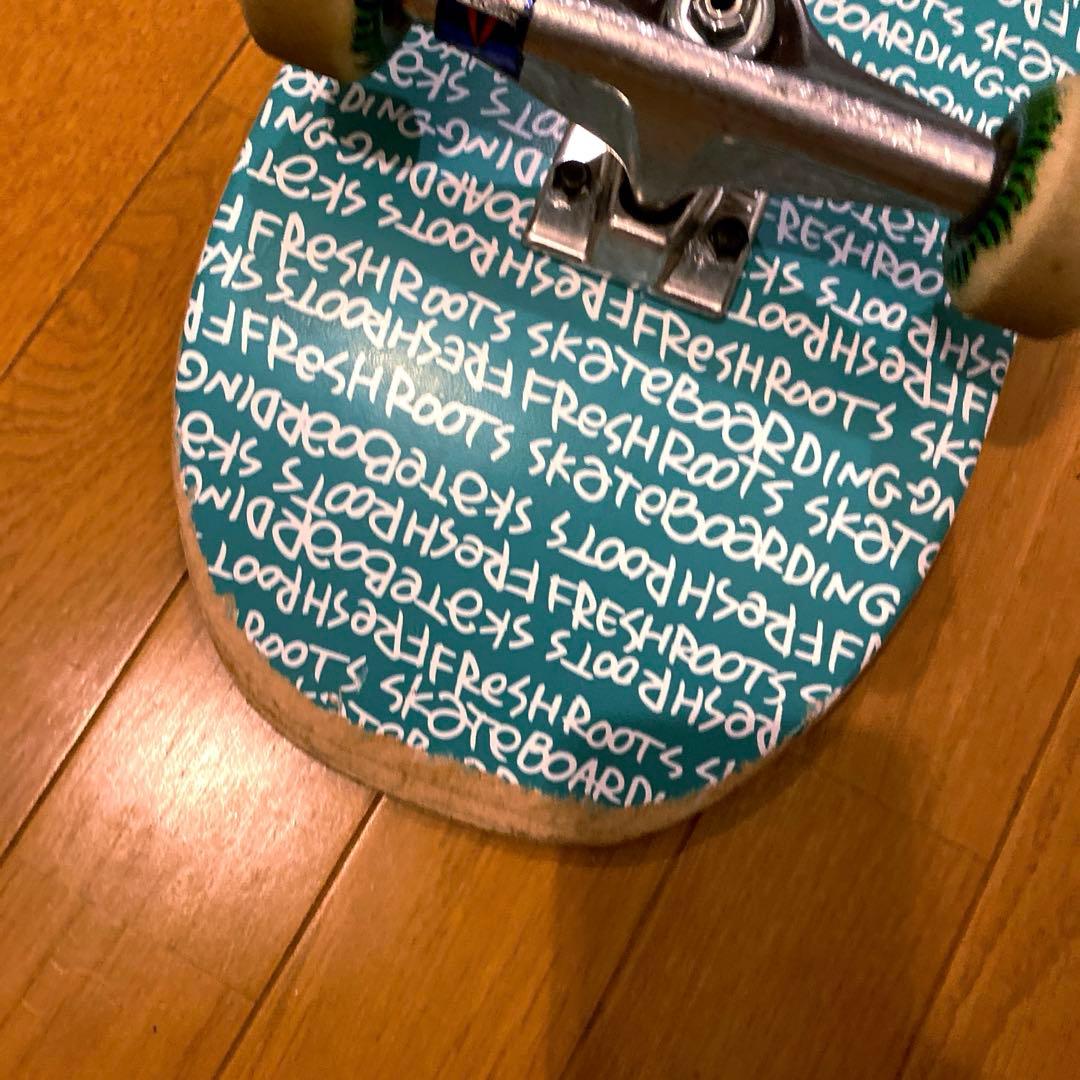 スケボー　コンプリート　ベンチャー　スピットファイヤ　チャイナボーンズ組