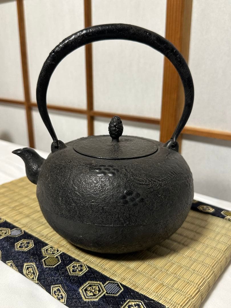 本番盛岡 薫山 南部鉄器 鉄瓶 柚子型 雲龍 1.2リットル 新品未使用品