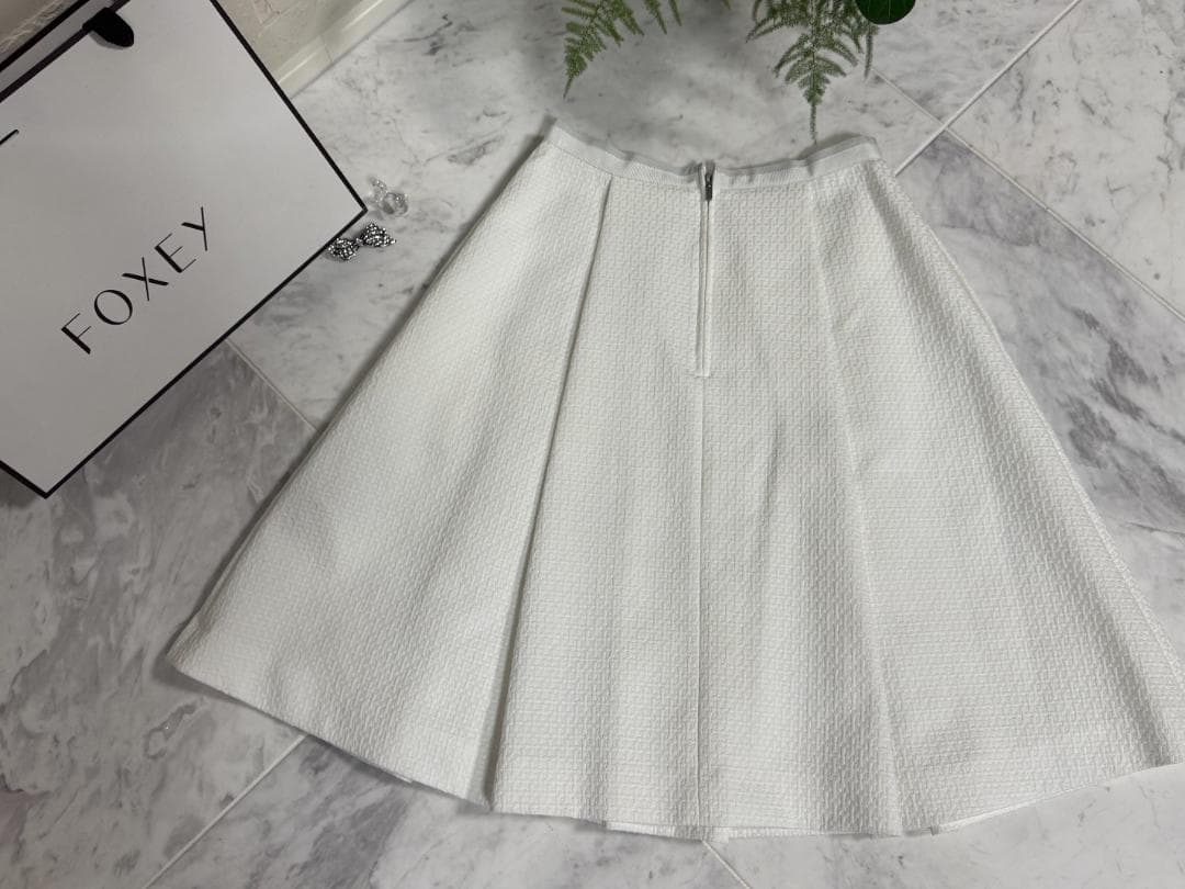 未使用★FOXEY/フォクシーニューヨーク スカート 38 ホワイト