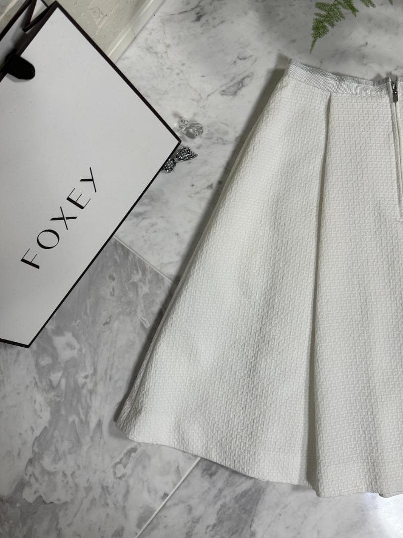 未使用★FOXEY/フォクシーニューヨーク スカート 38 ホワイト